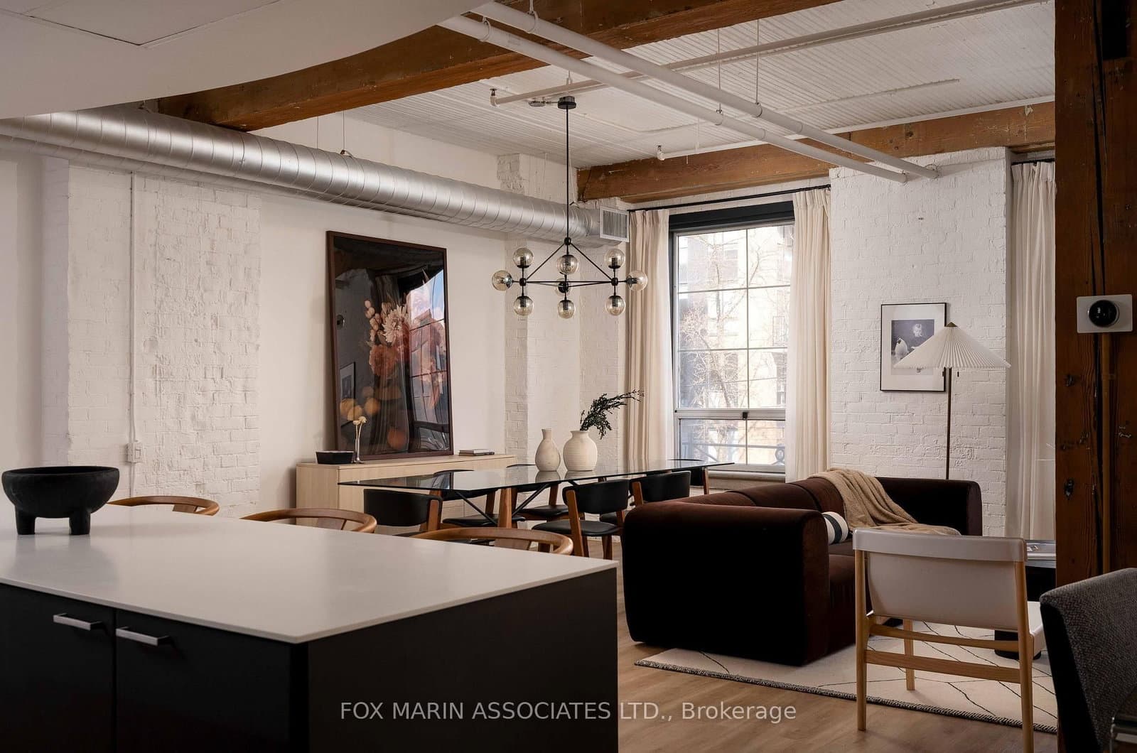 #302 - 781 King Street W