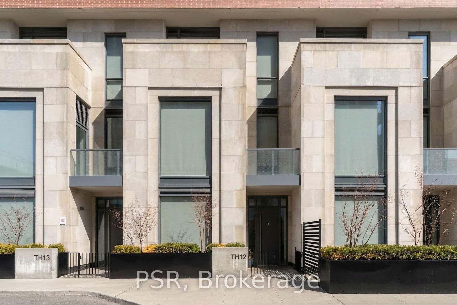 #TH12 - 33 Frederick Todd Way