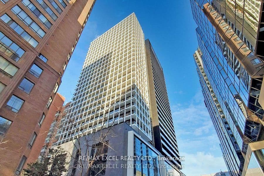 20 Edward Street, Unit 1817