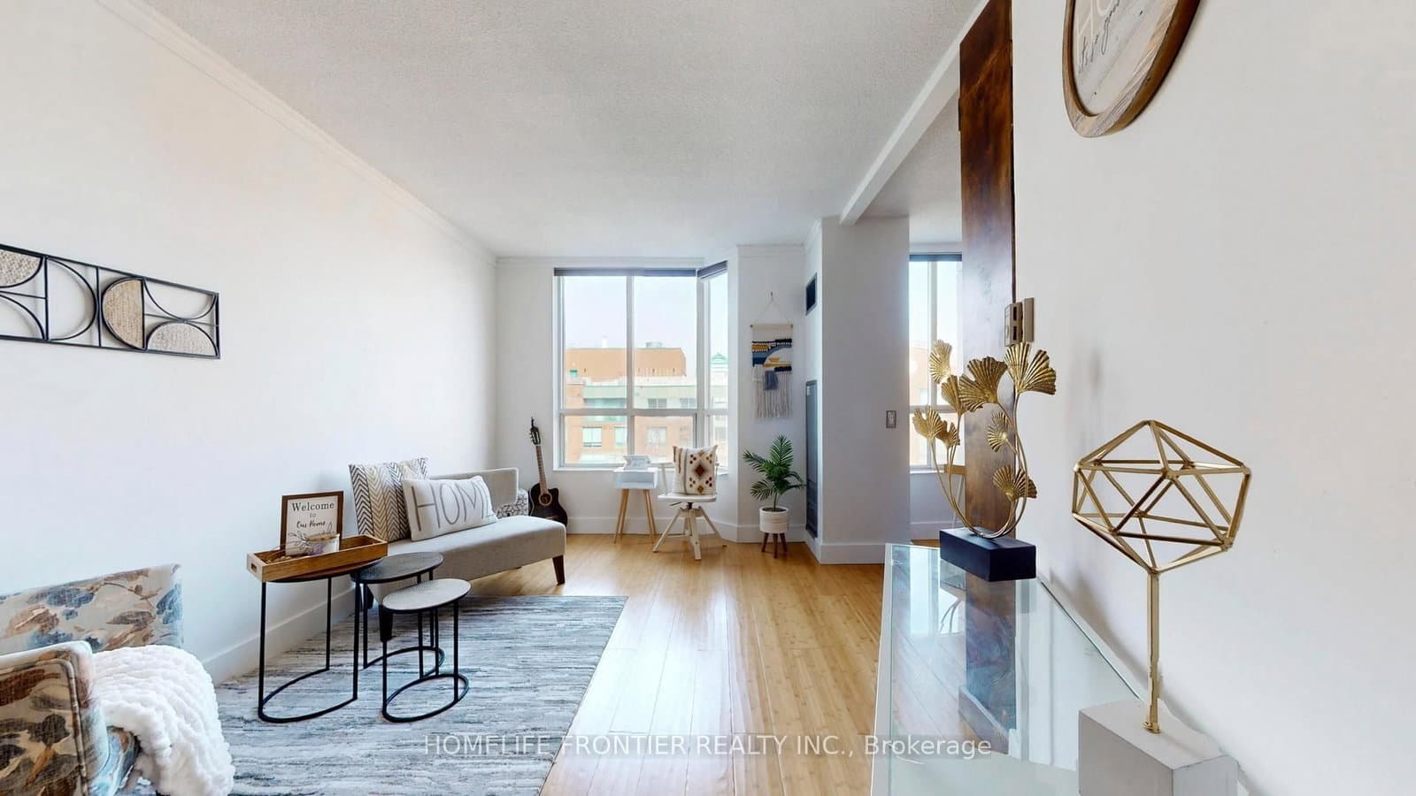 #806 - 284 Bloor Street