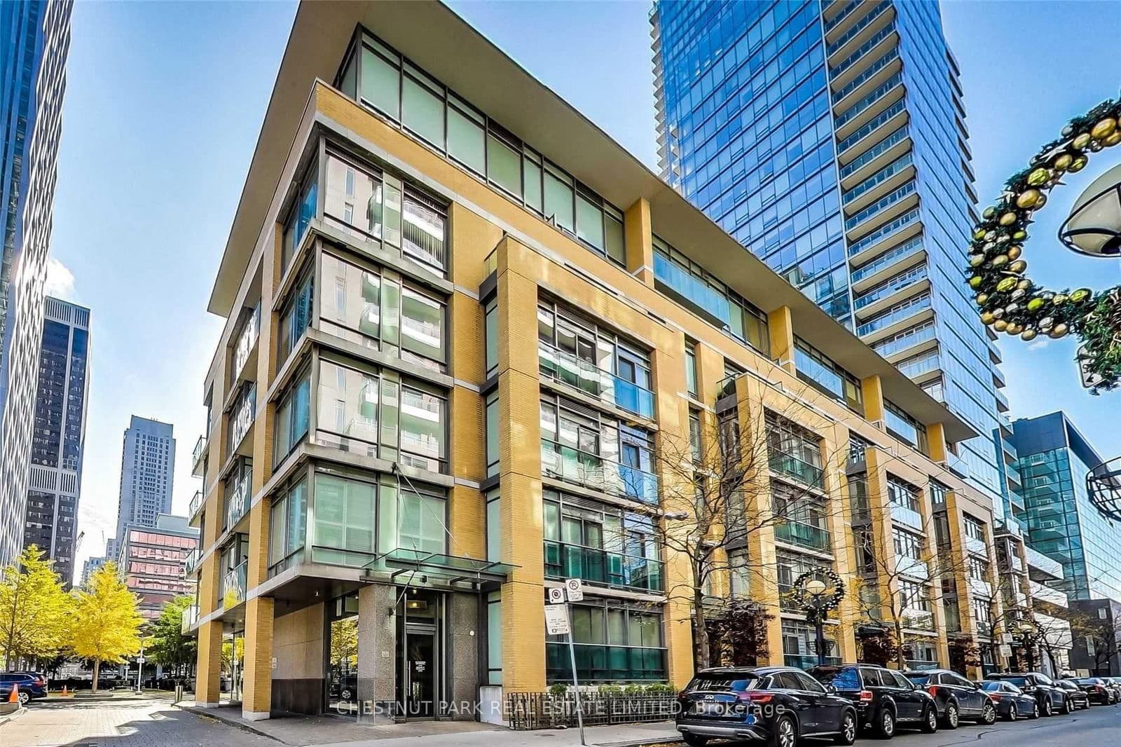 #401 - 21 Scollard Street