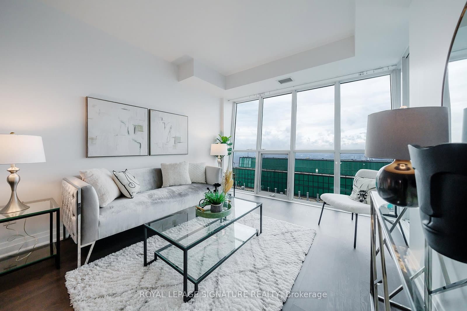 #3906 - 9 Bogert Avenue