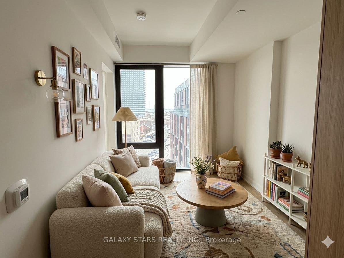 35 Parliament Street, Unit 828