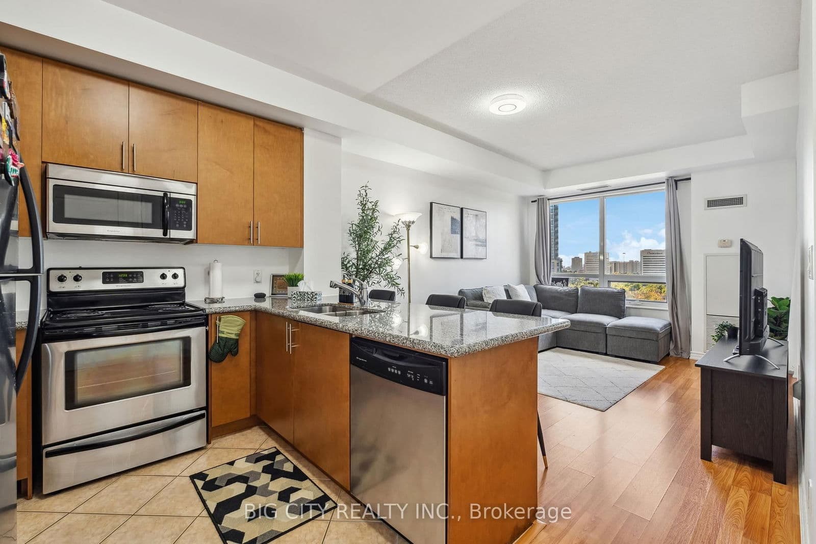 #805 - 133 Wynford Drive