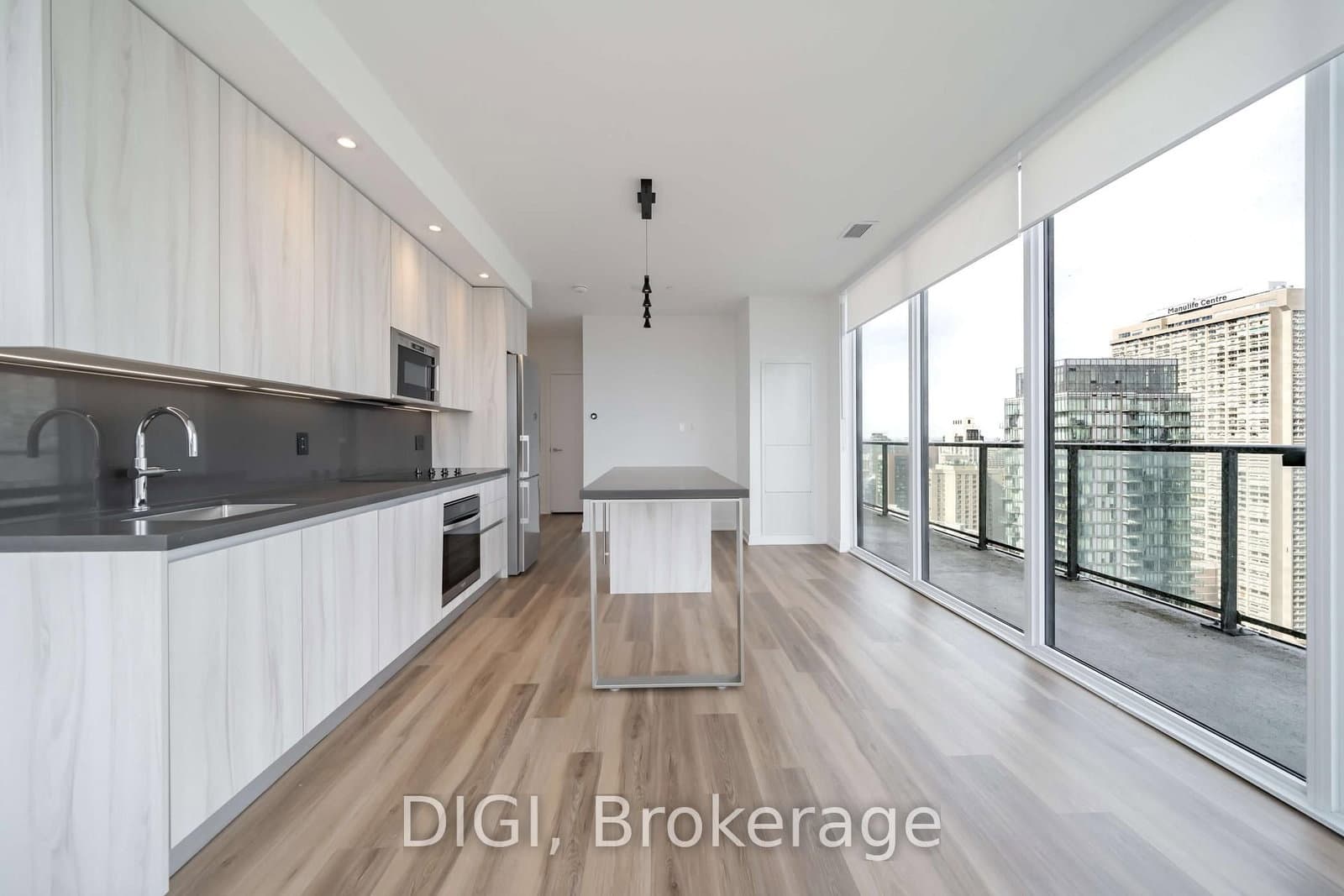 #2302 - 8 Gloucester Street