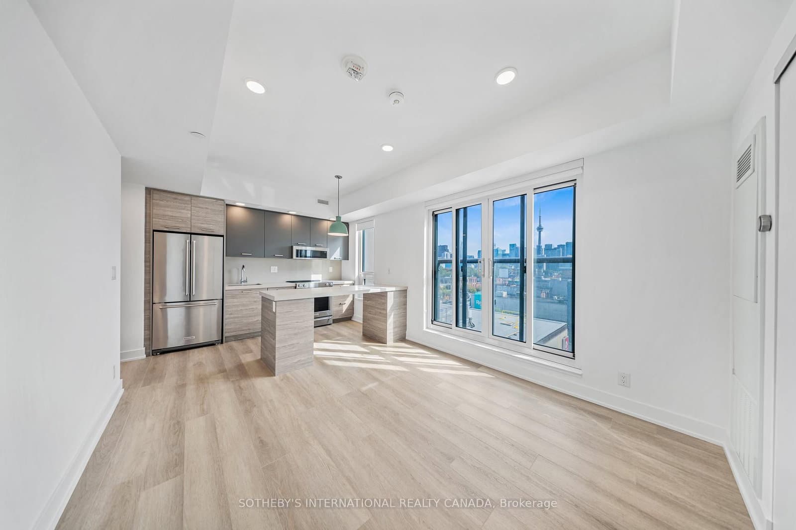 484 Spadina Avenue, Unit 603