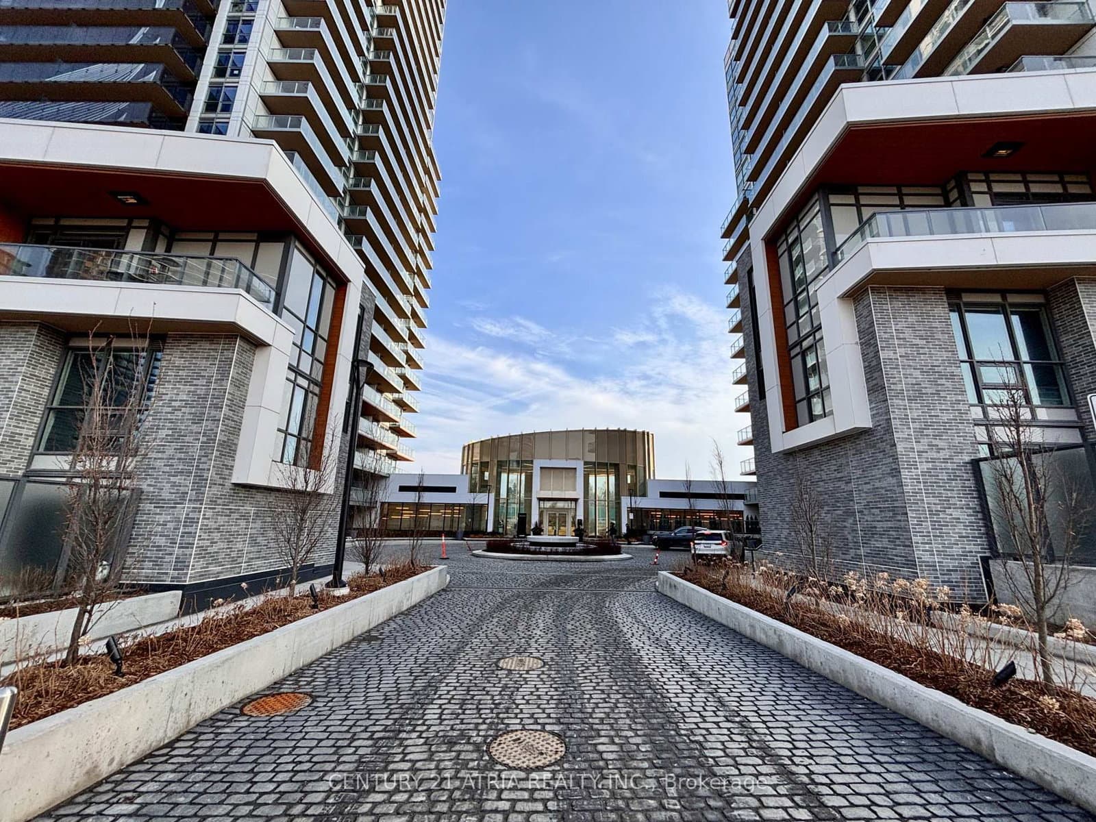 #1211 - 27 Mcmahon Drive