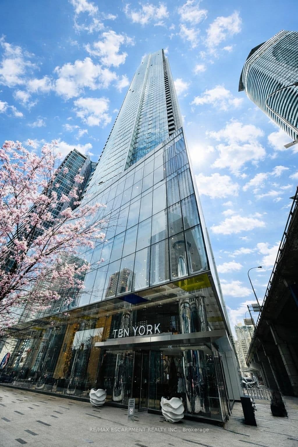 #3807 - 10 York Street