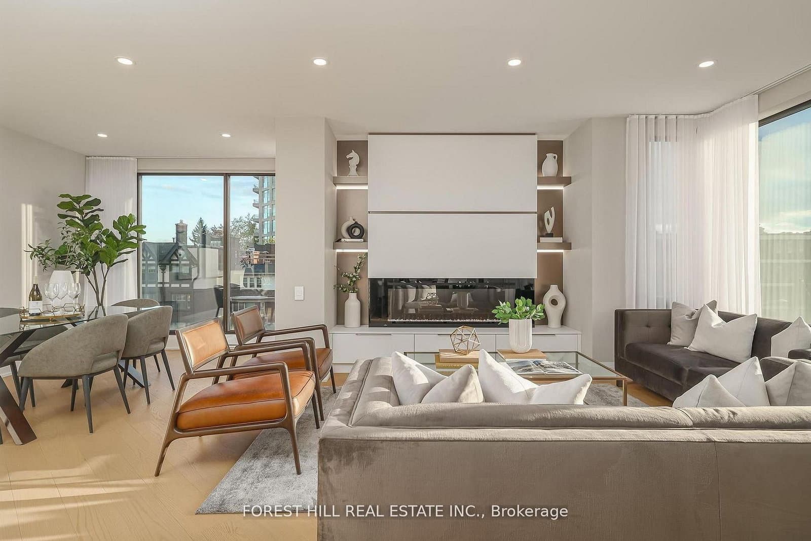 #301 - 342 Spadina Road