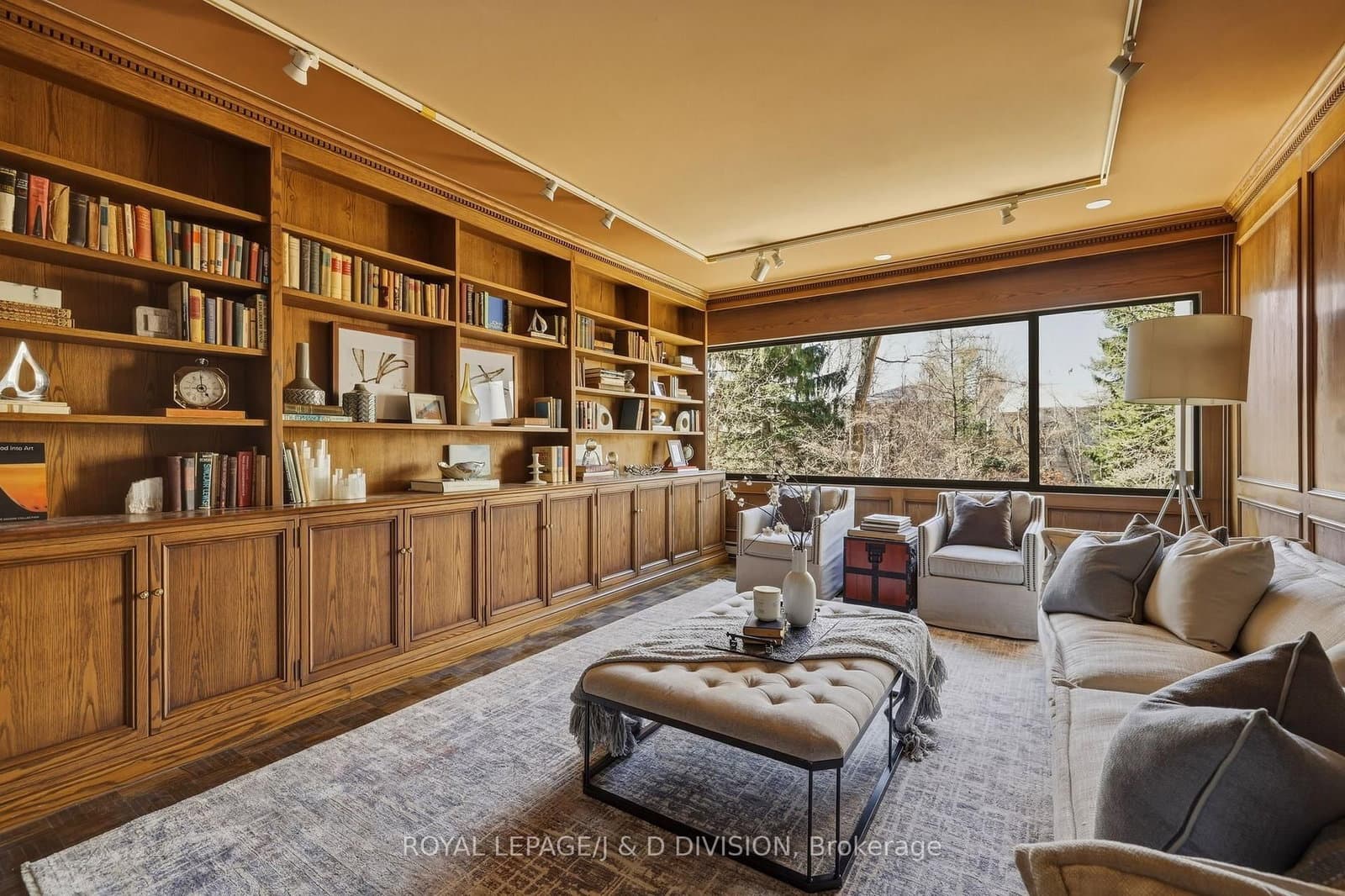 #203 - 150 Heath Street W