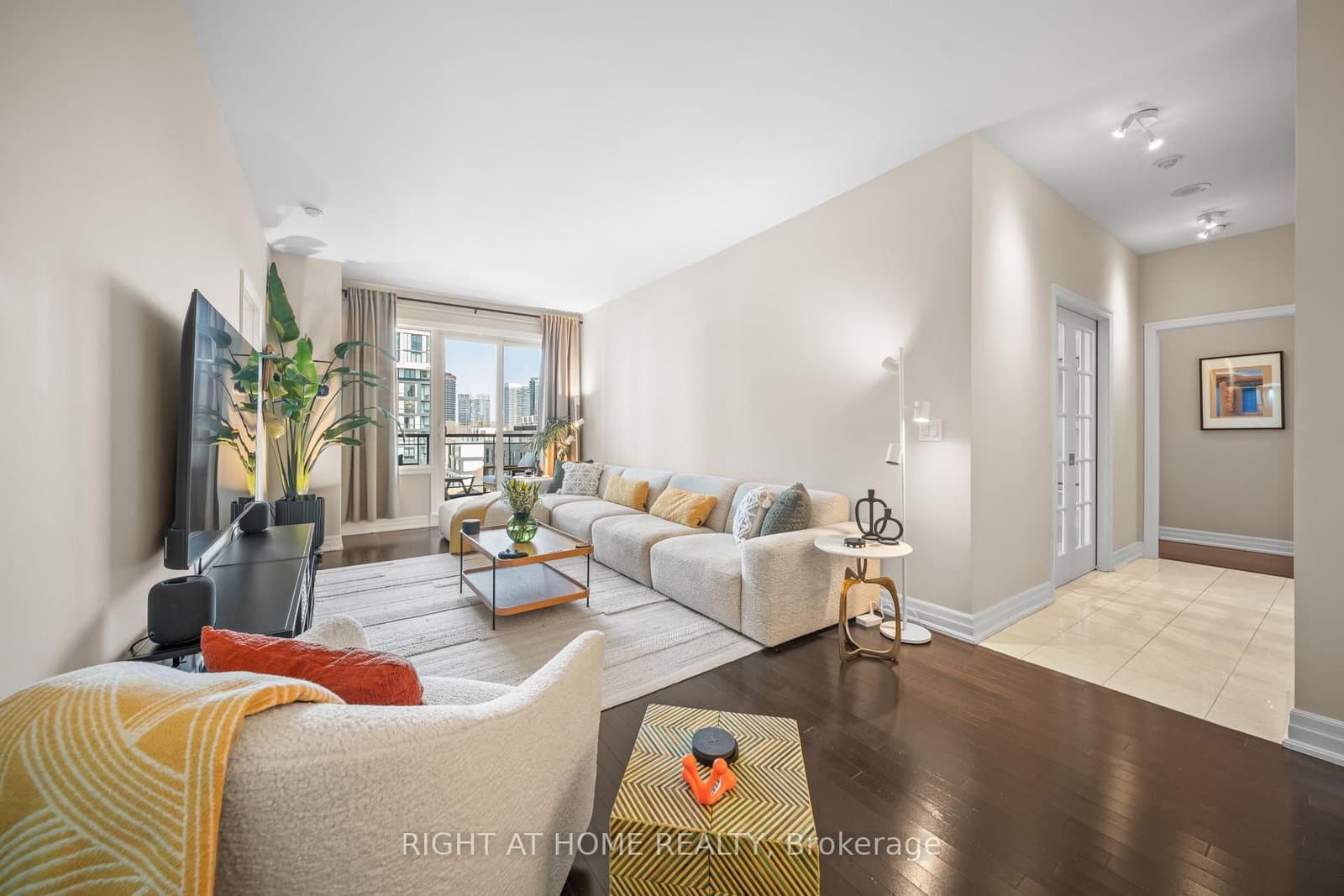 #504 - 23 Rean Drive