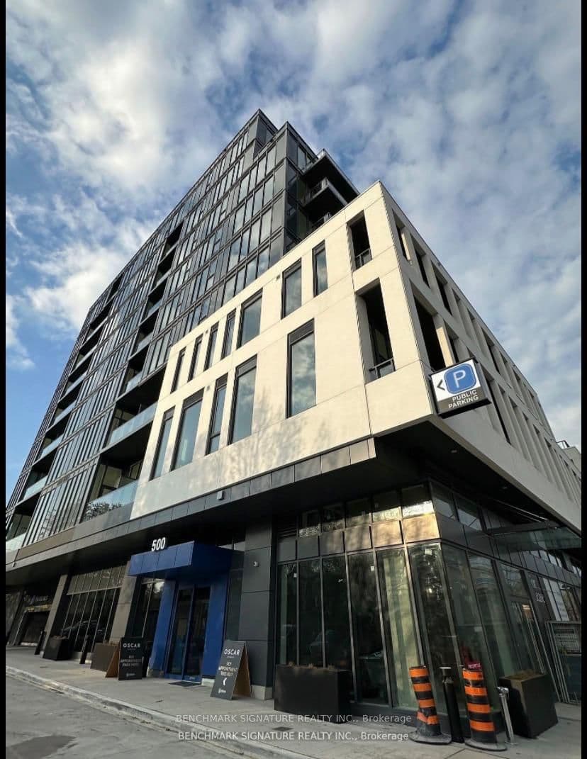 #709 - 500 Dupont Street