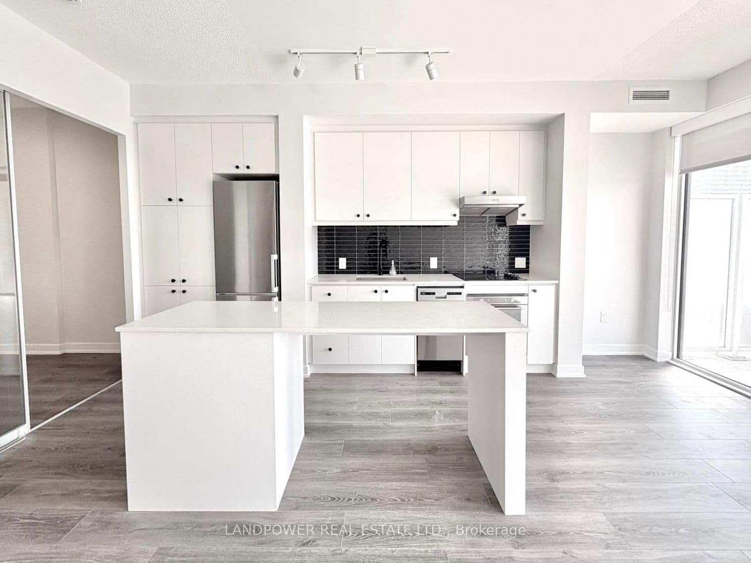 9 Tecumseth Street, Unit 313