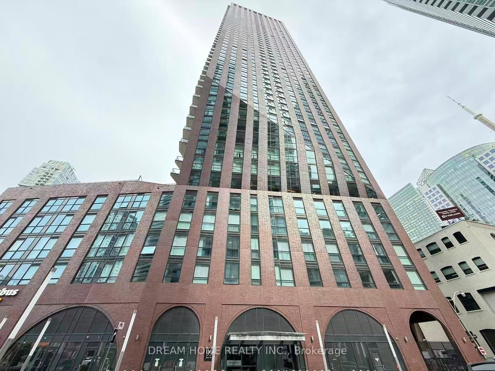 99 John Street, Unit 3106