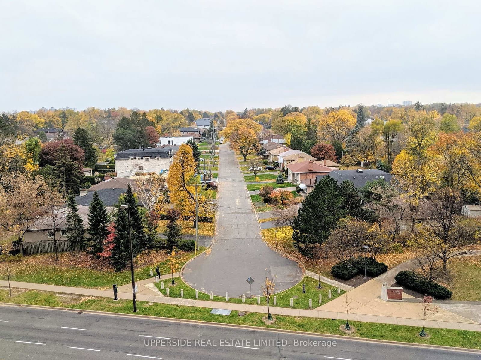 #810 - 233 Beecroft Road