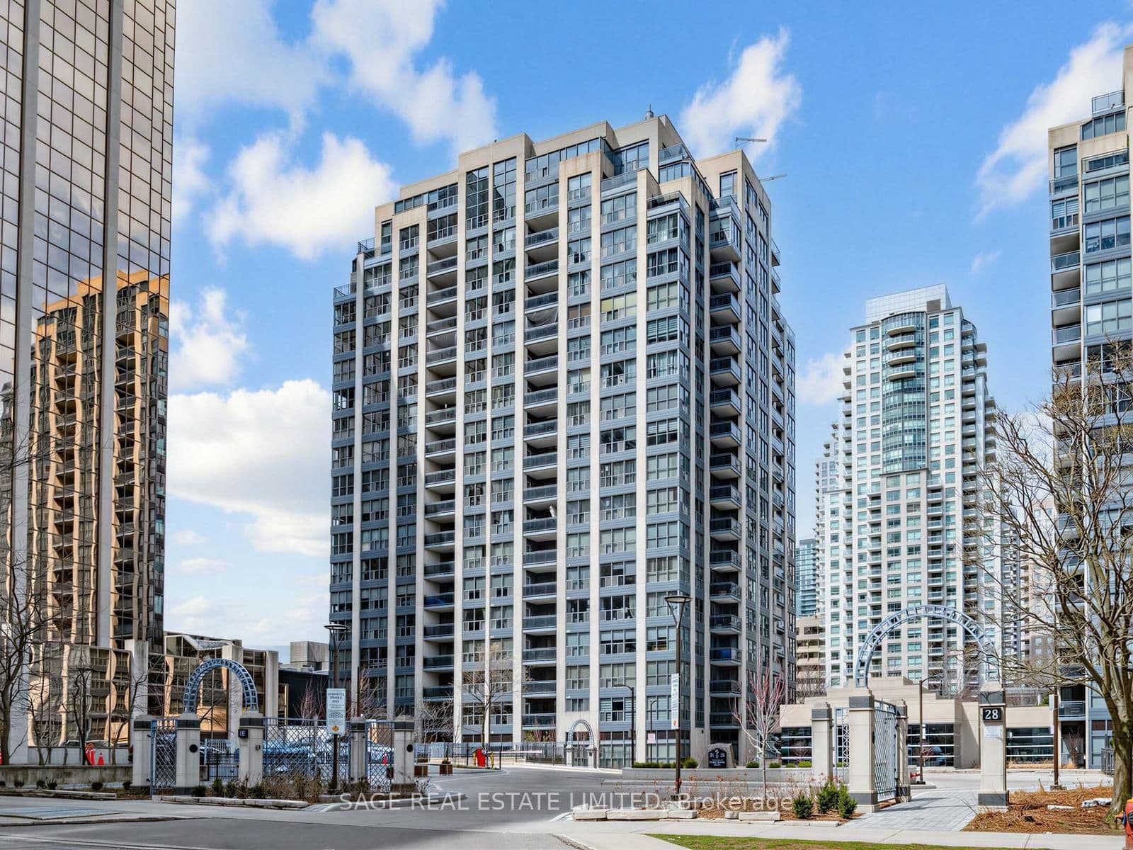 #1001 - 18 Hollywood Avenue