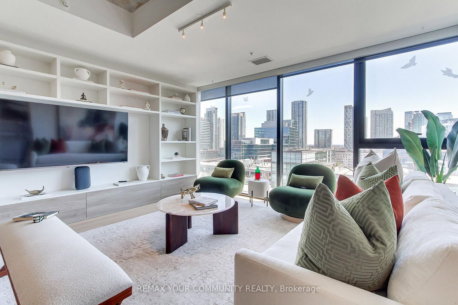 #1224 - 629 King Street