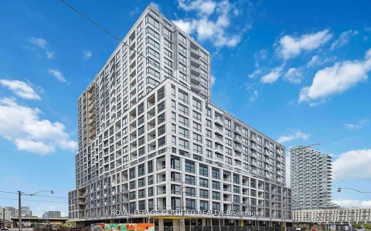 15 Richardson Street, Unit 828