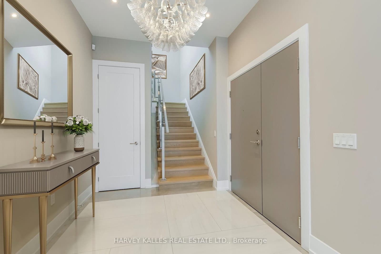 #4801 - 99 John Street