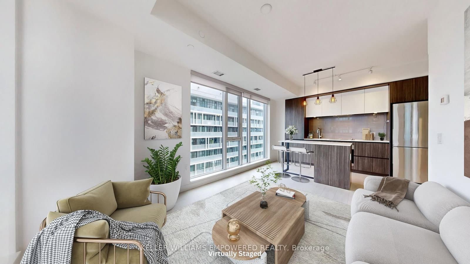 #911 - 225 Sumach Street