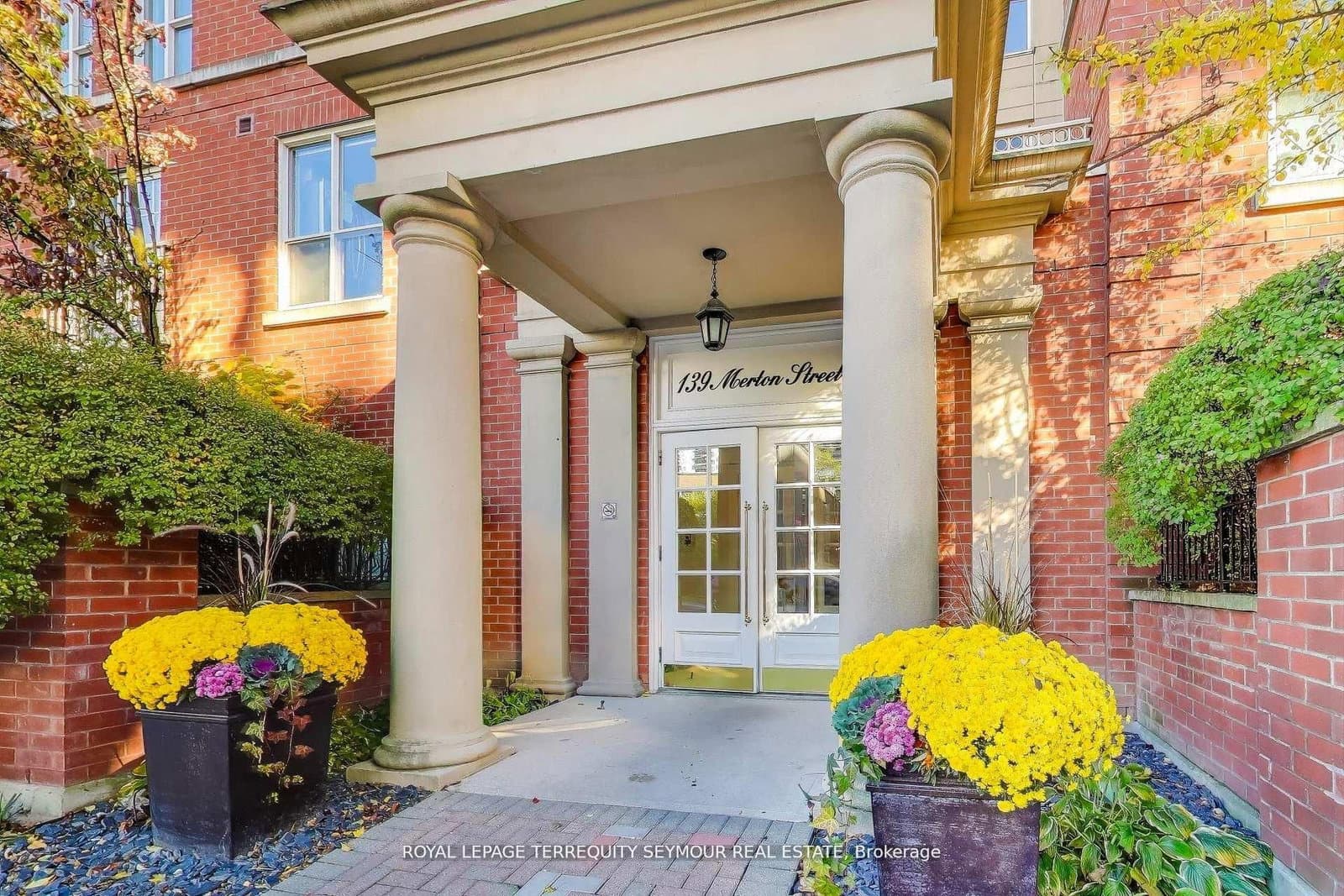 #448 - 139 Merton Street