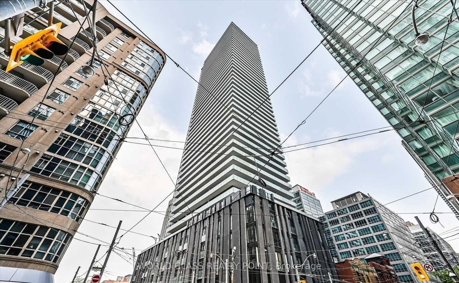 25 Richmond Street E, Unit 1209