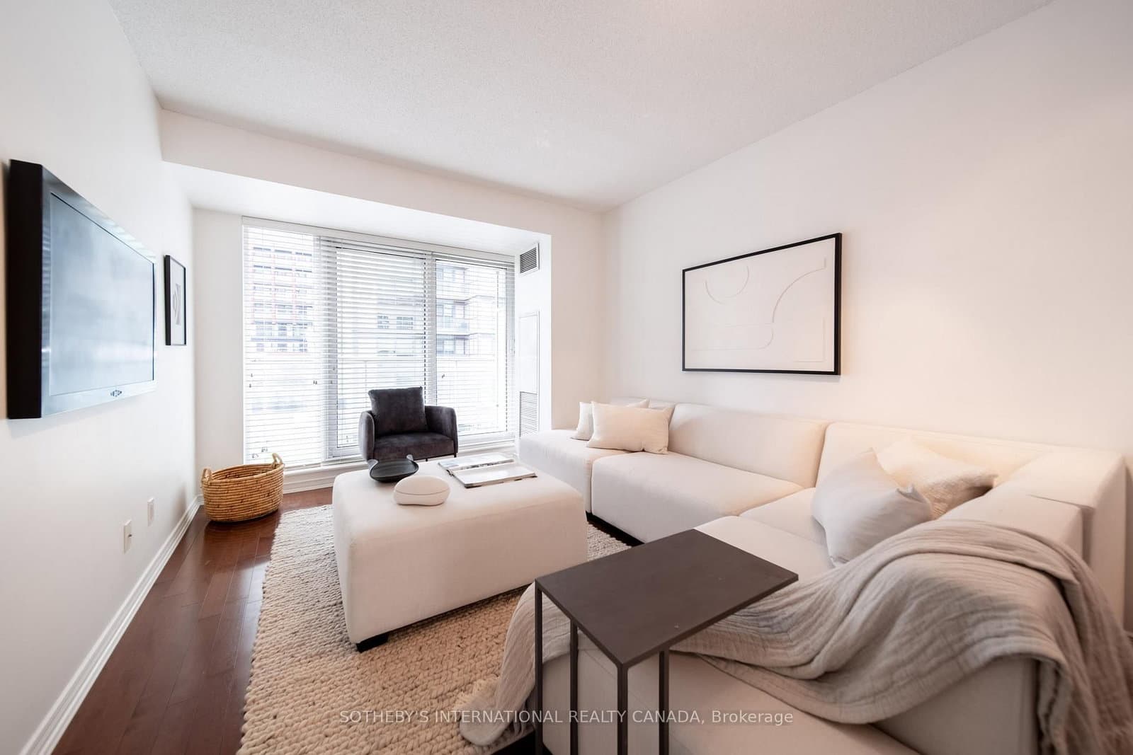 #1105 - 230 King Street E