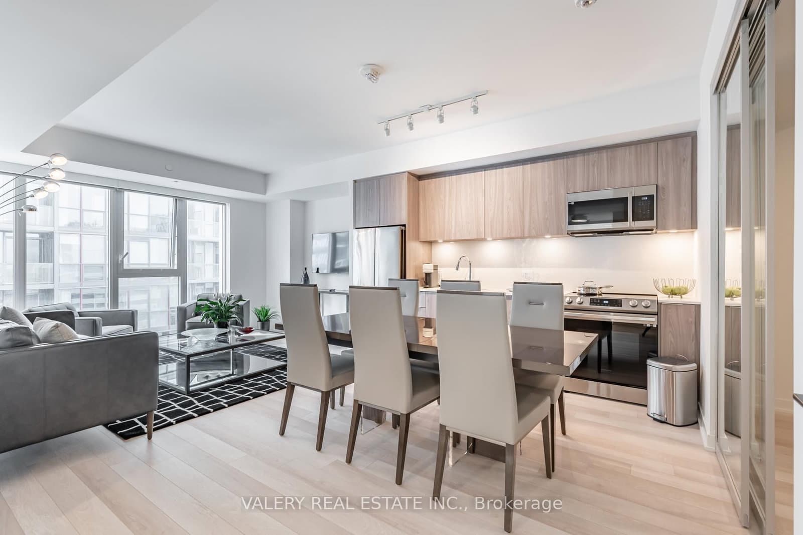 #3109 - 357 King Street W