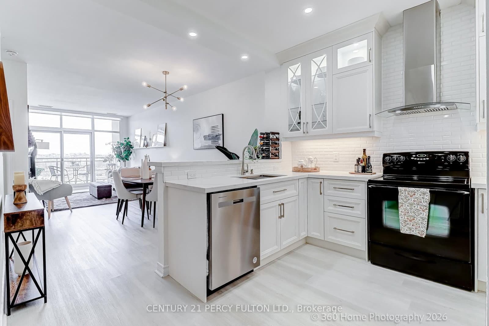 #604 - 1 Leaside Park Drive