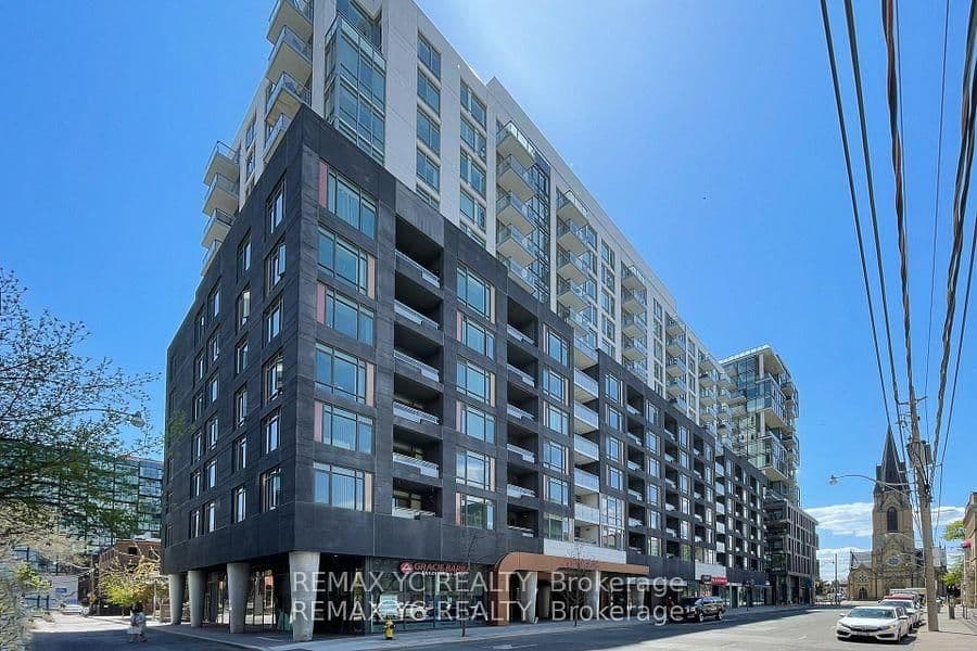 #217 - 525 Adelaide Street W