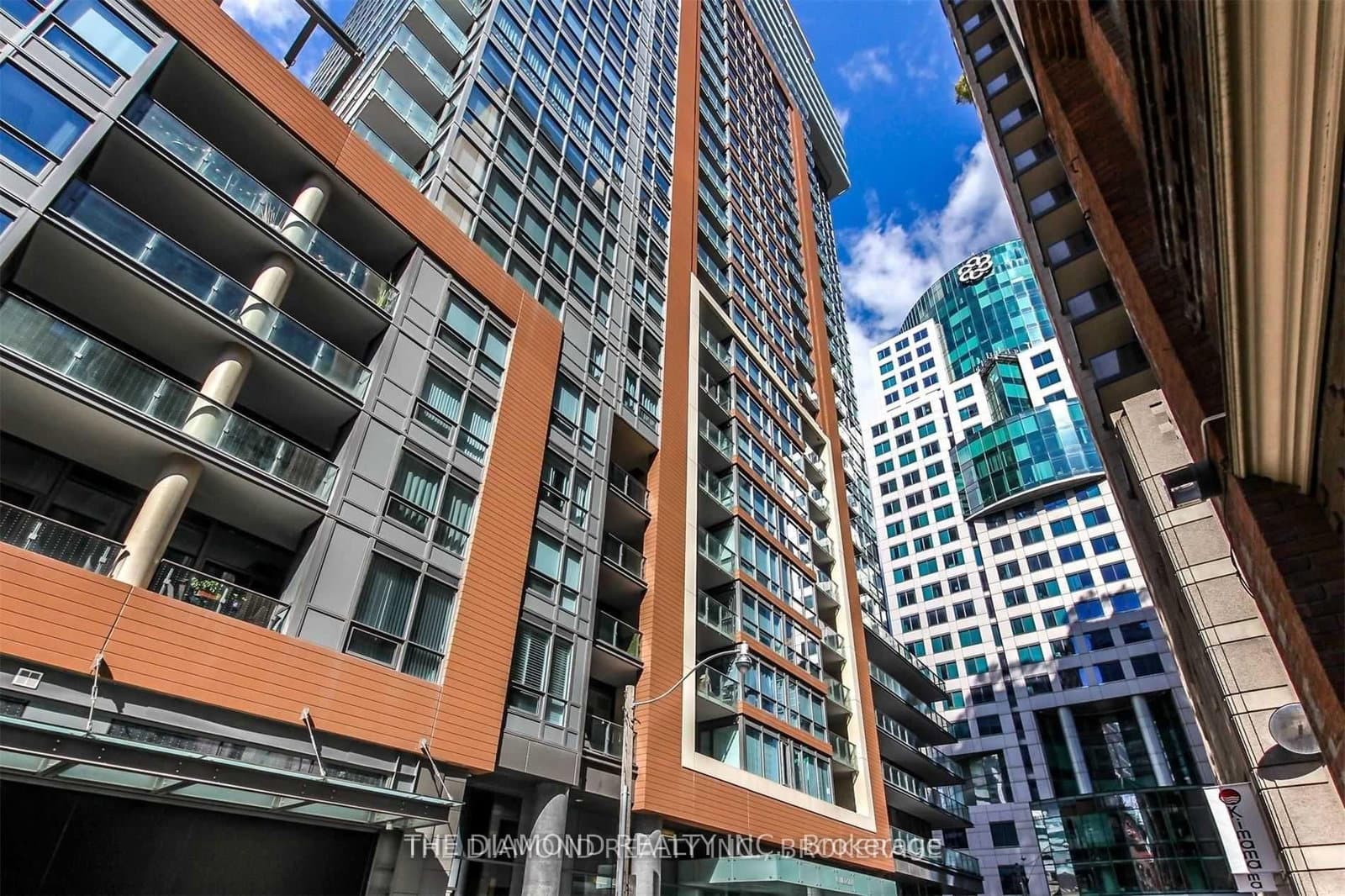 #1506 - 8 Mercer Street