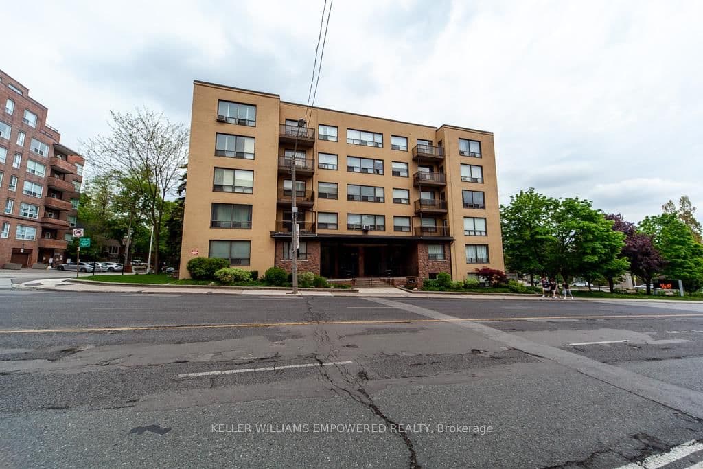 #205 - 740 Eglinton Avenue W
