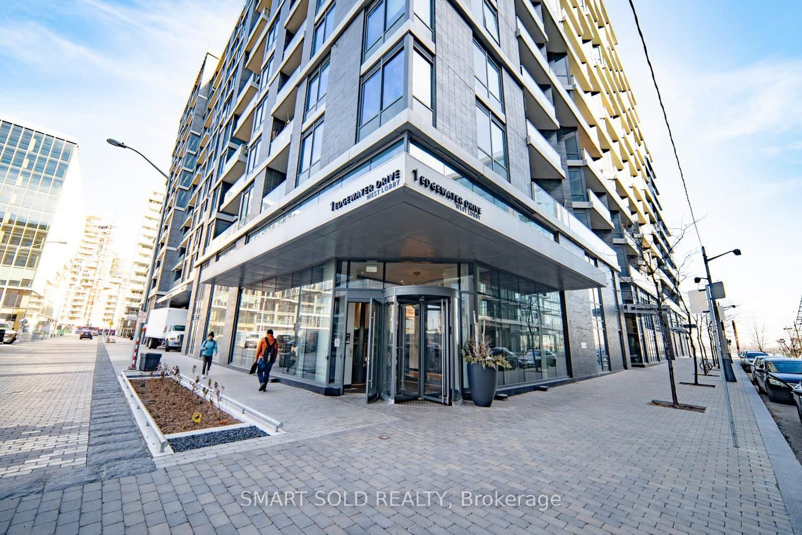 1 Edgewater Drive, Unit Gph29