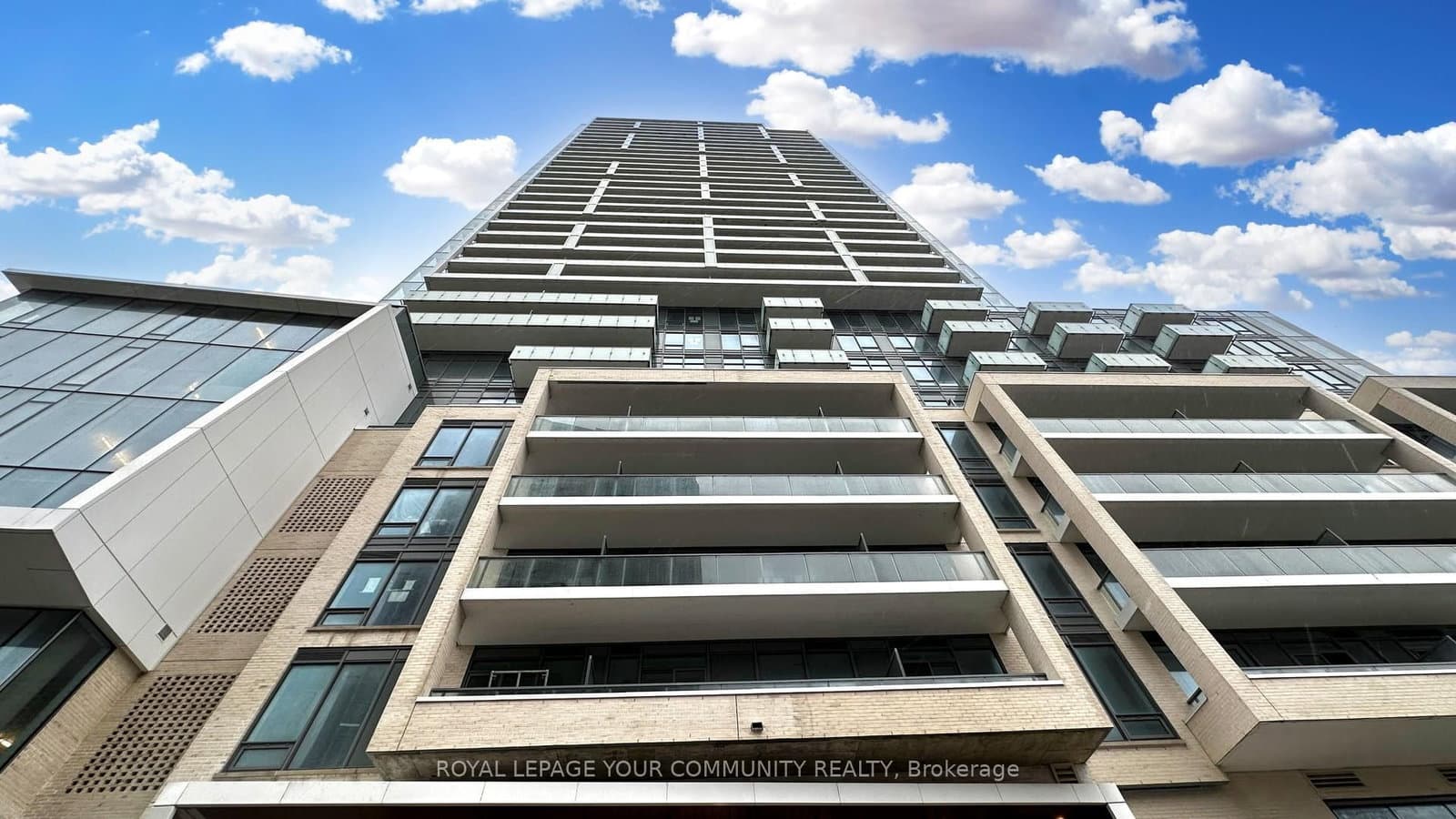 8 Olympic Gdn Drive, Unit S409