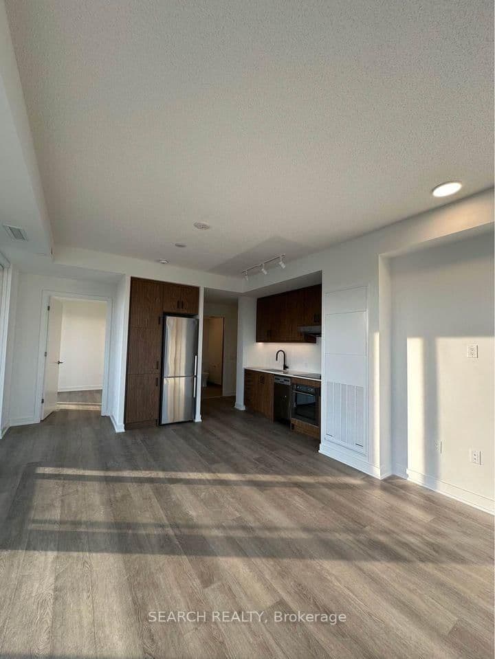 9 Tecumseth Street, Unit 704