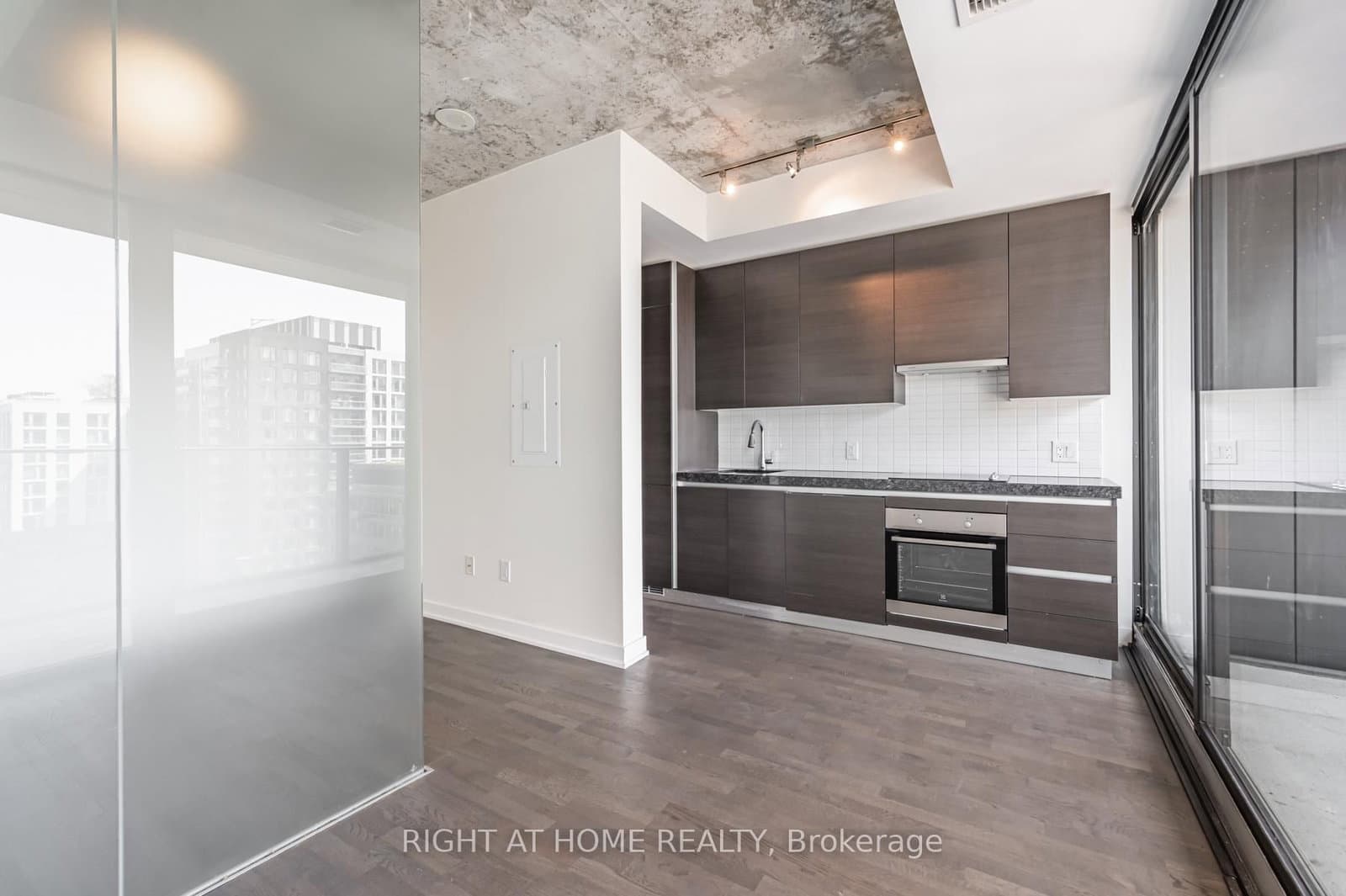 629 King Street W, Unit 1223