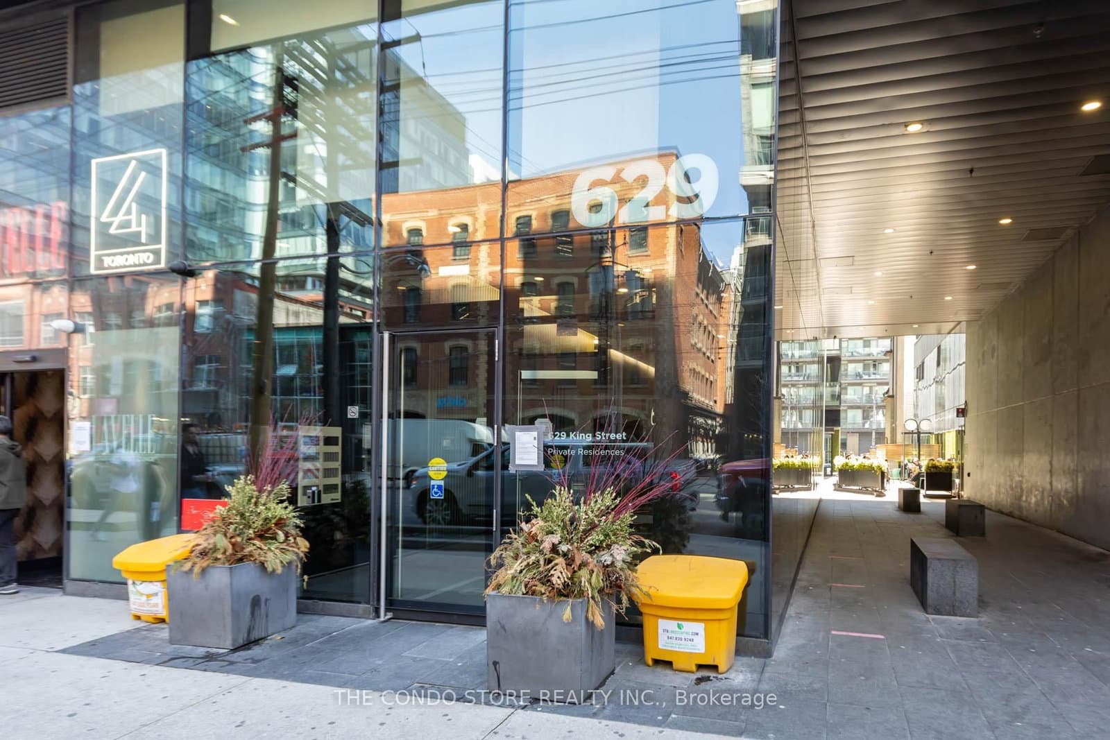 629 King Street W, Unit 512