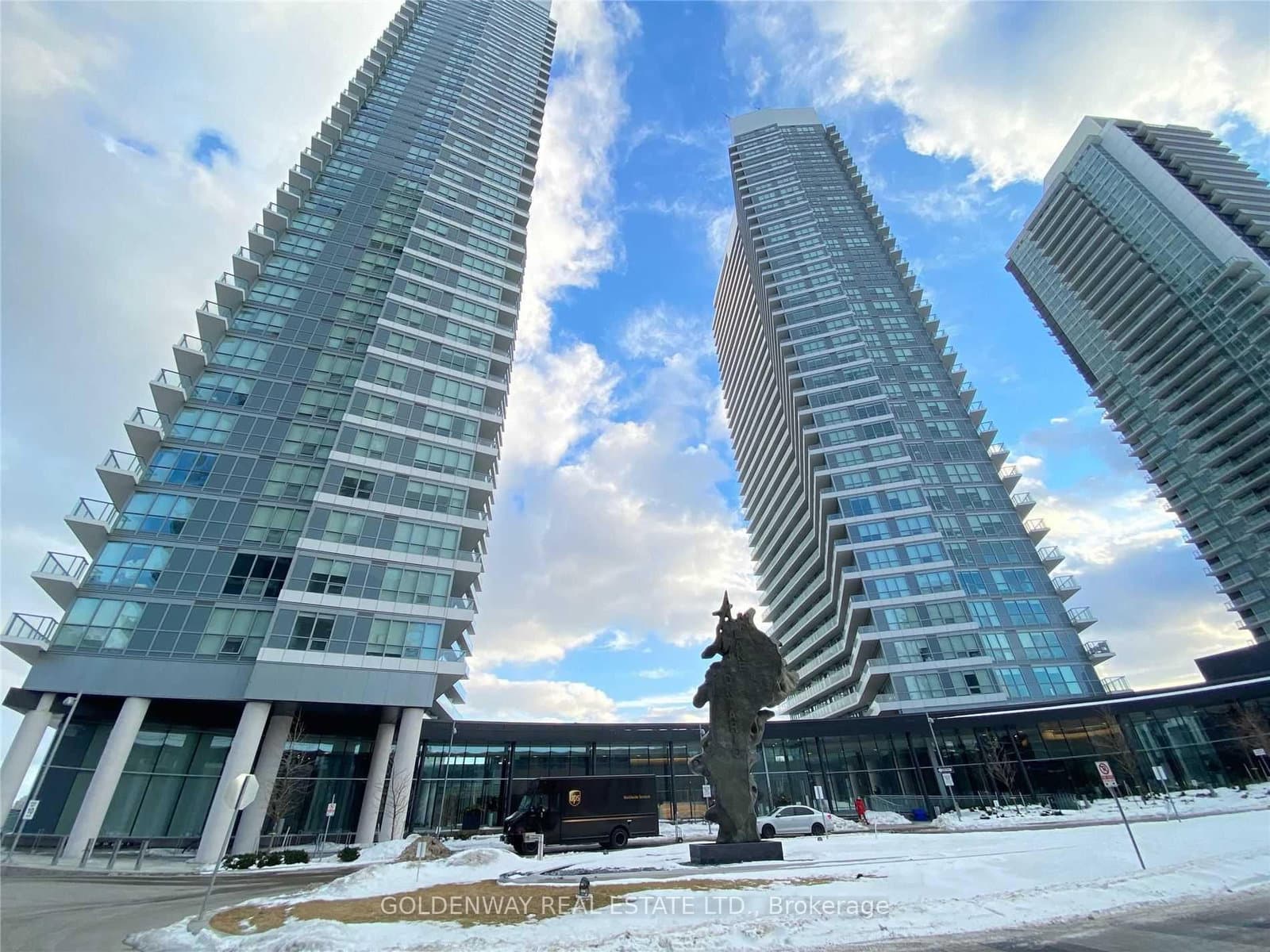 117 Mcmahon Drive, Unit 3802