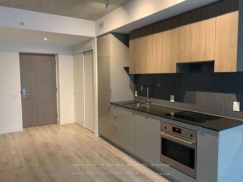 161 Roehampton Avenue, Unit 313