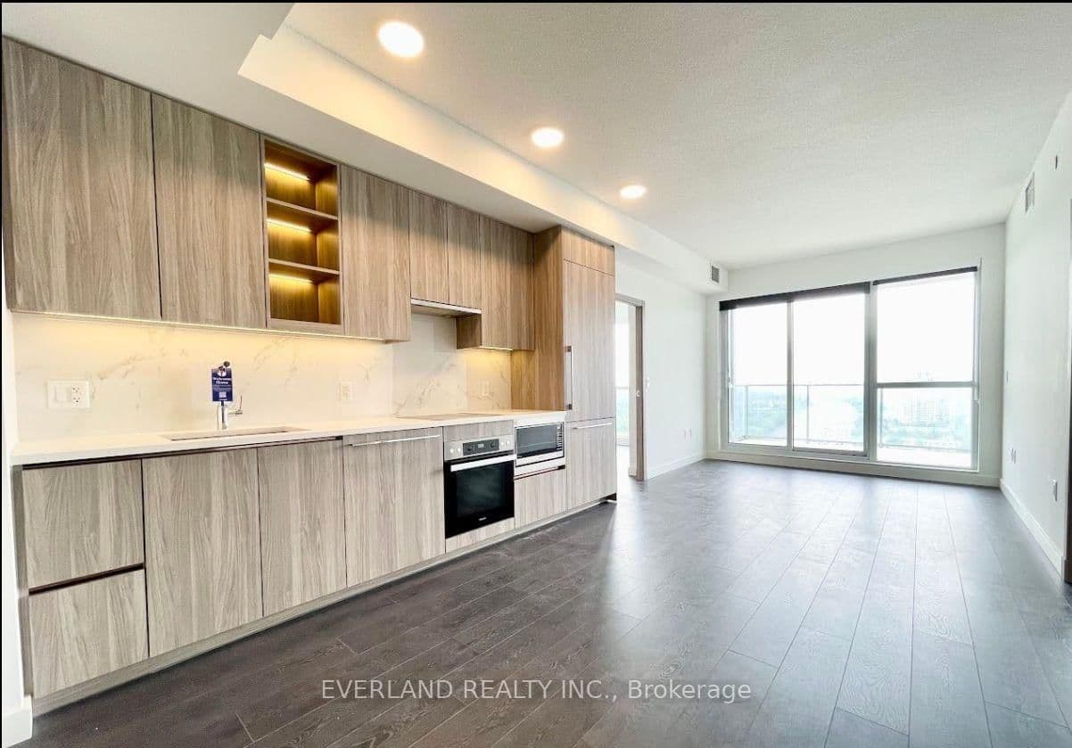 27 Mcmahon Drive, Unit 2205