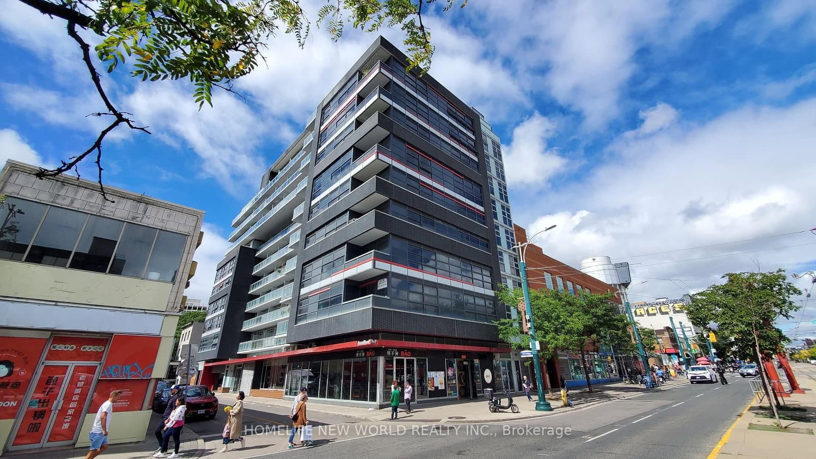 10 Willison Square, Unit 303