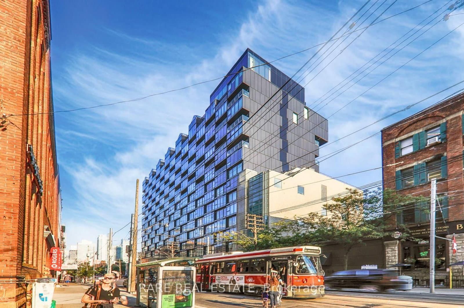 629 King Street W, Unit 418