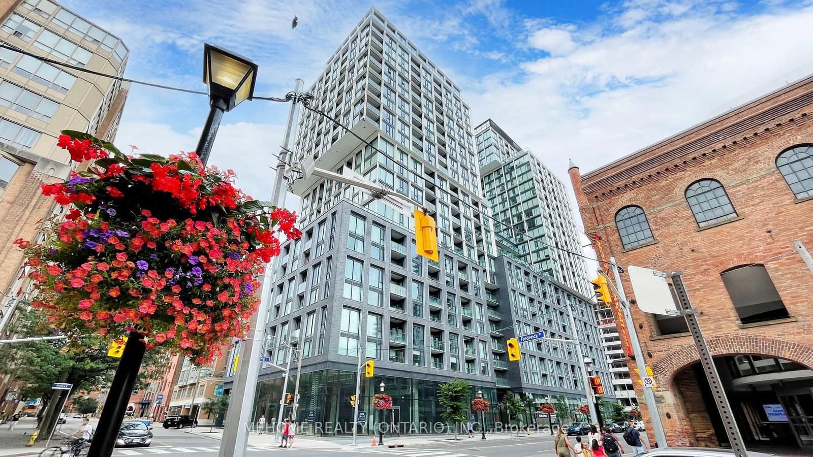 158 Front Street E, Unit 1204
