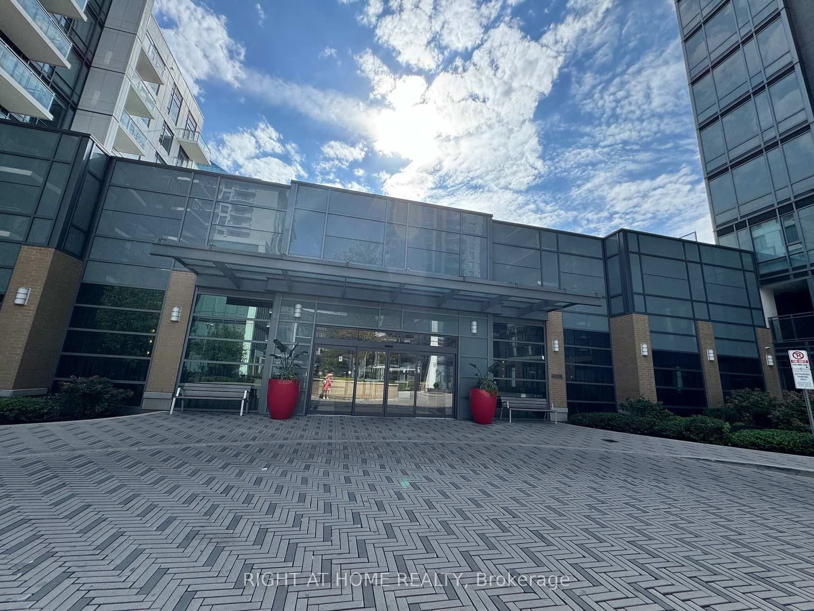 55 Ann Oreilly Road, Unit 3803