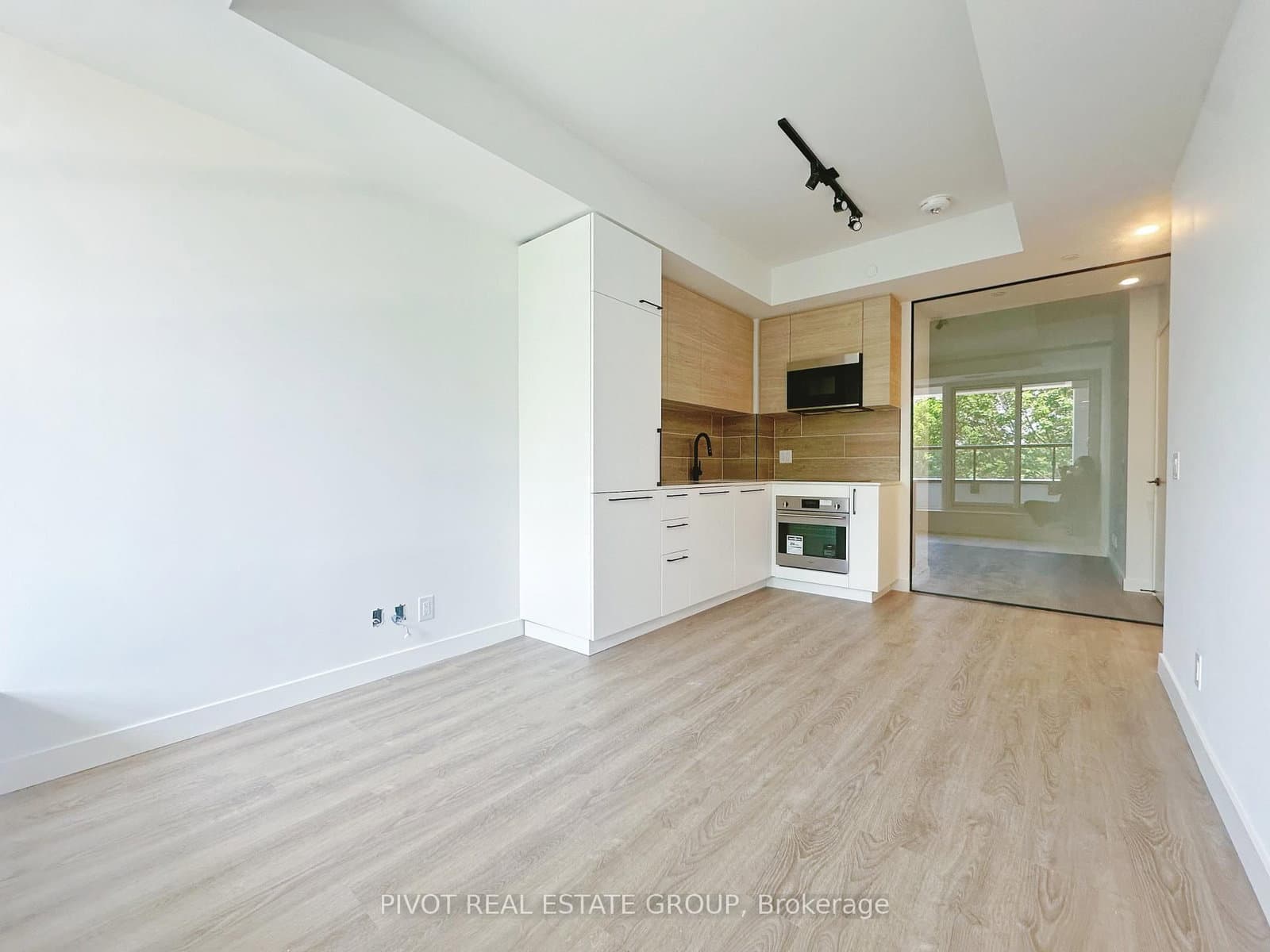 1050 Eastern Avenue, Unit 320