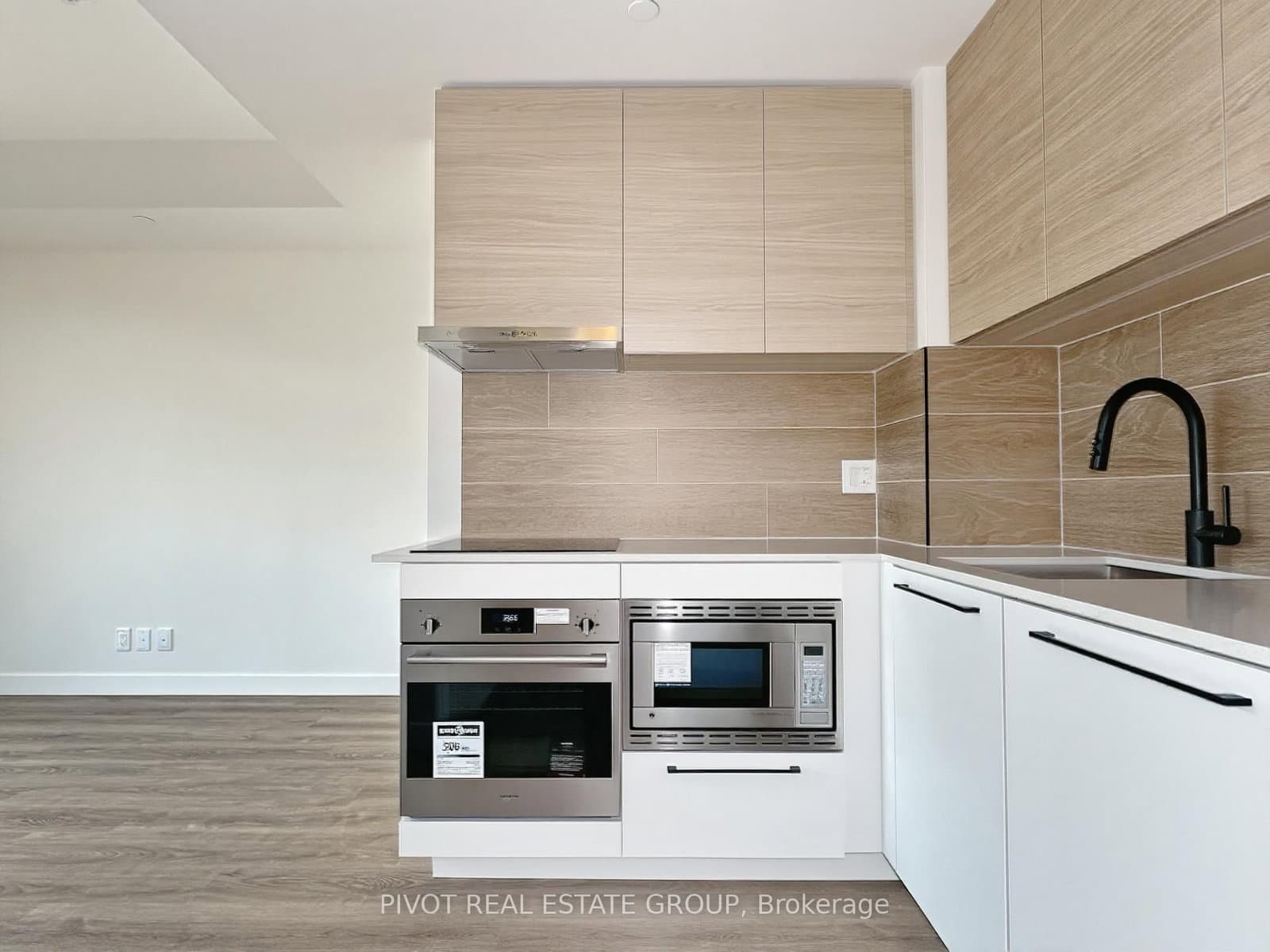 1050 Eastern Avenue, Unit 328