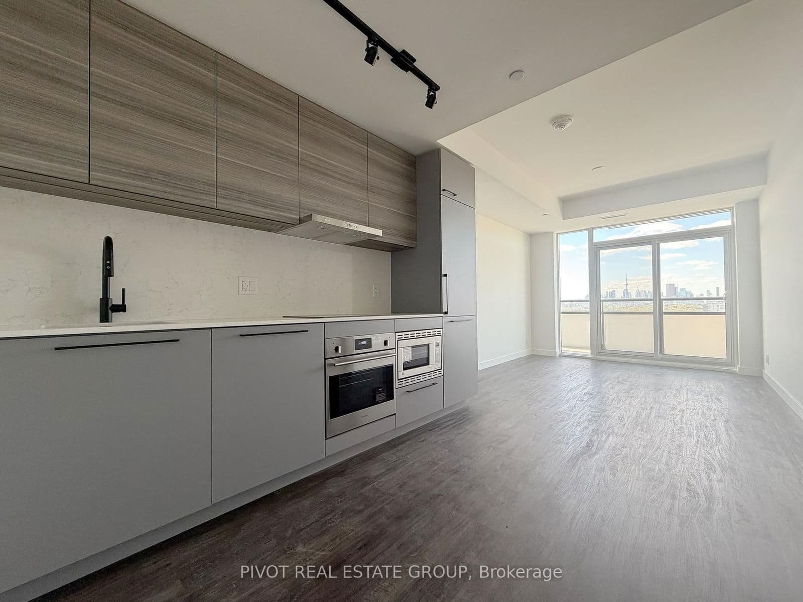 1050 Eastern Avenue, Unit 915