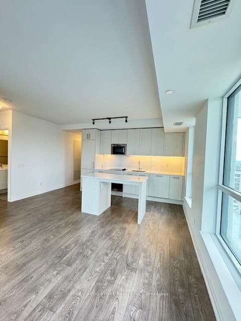 286 Main Street, Unit 2403