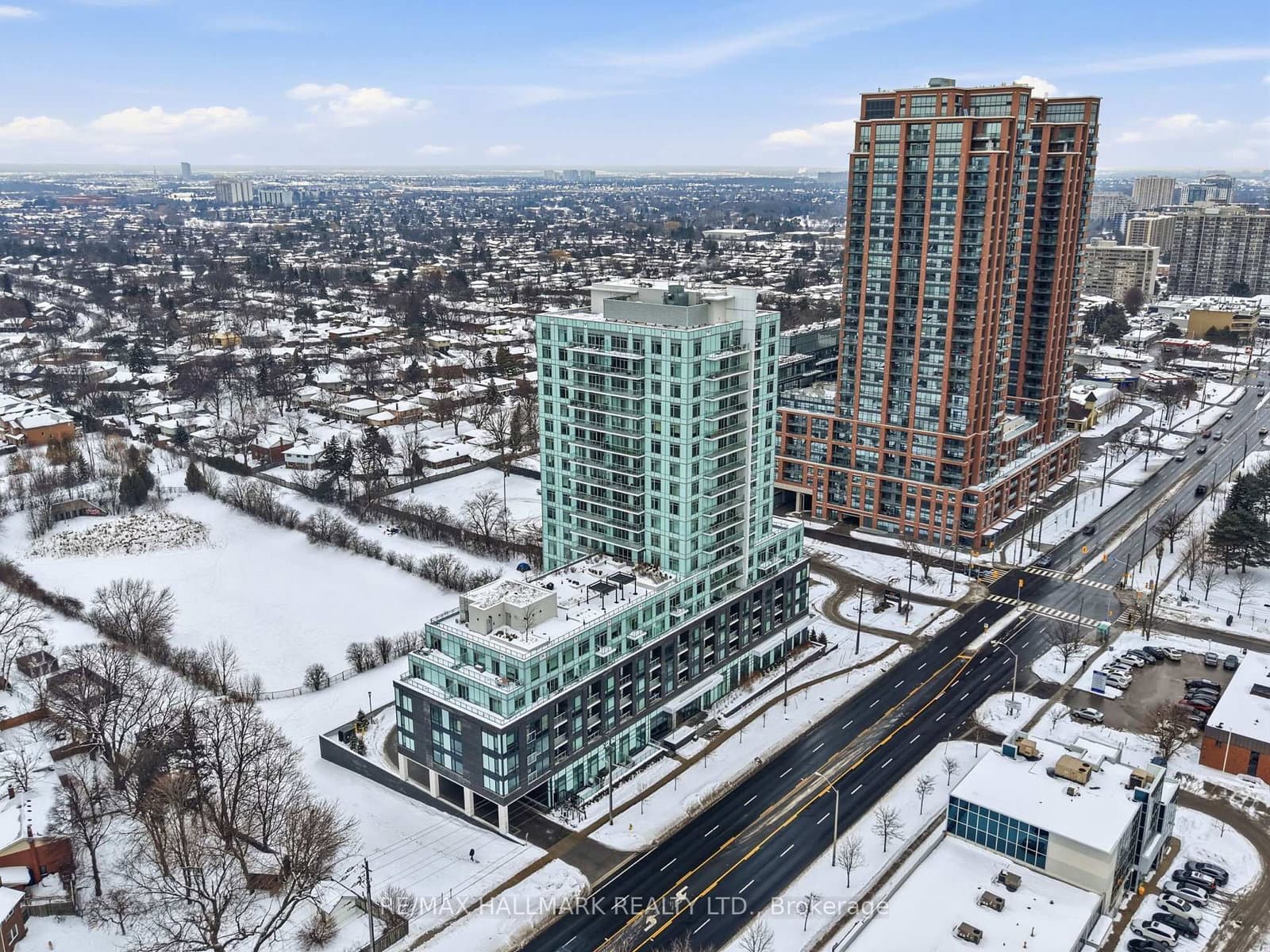 #220 - 3220 Sheppard Avenue E