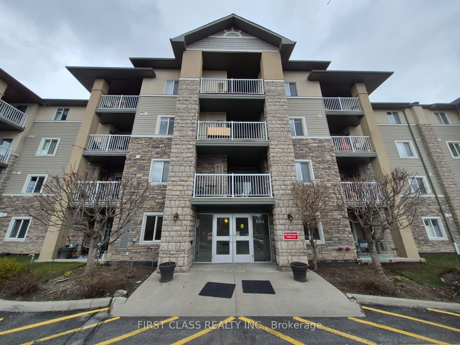 #404 - 684 Warden Avenue